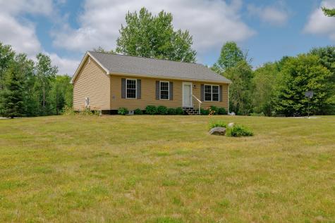 7 Riley's Way Lamoine ME 04605