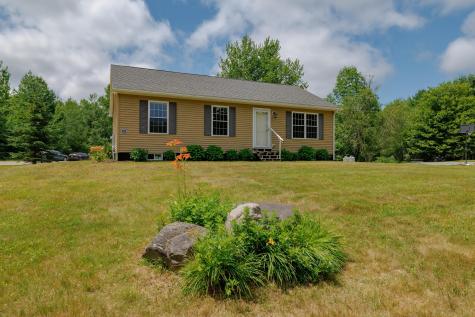 7 Riley's Way Lamoine ME 04605