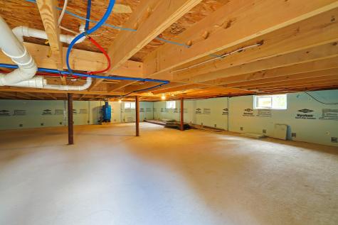 7 Riley's Way Lamoine ME 04605