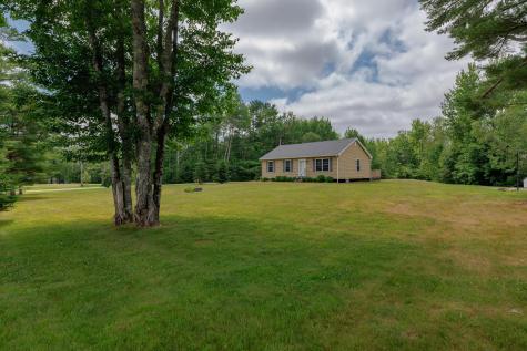 7 Riley's Way Lamoine ME 04605
