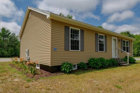 7 Riley's Way Lamoine ME 04605