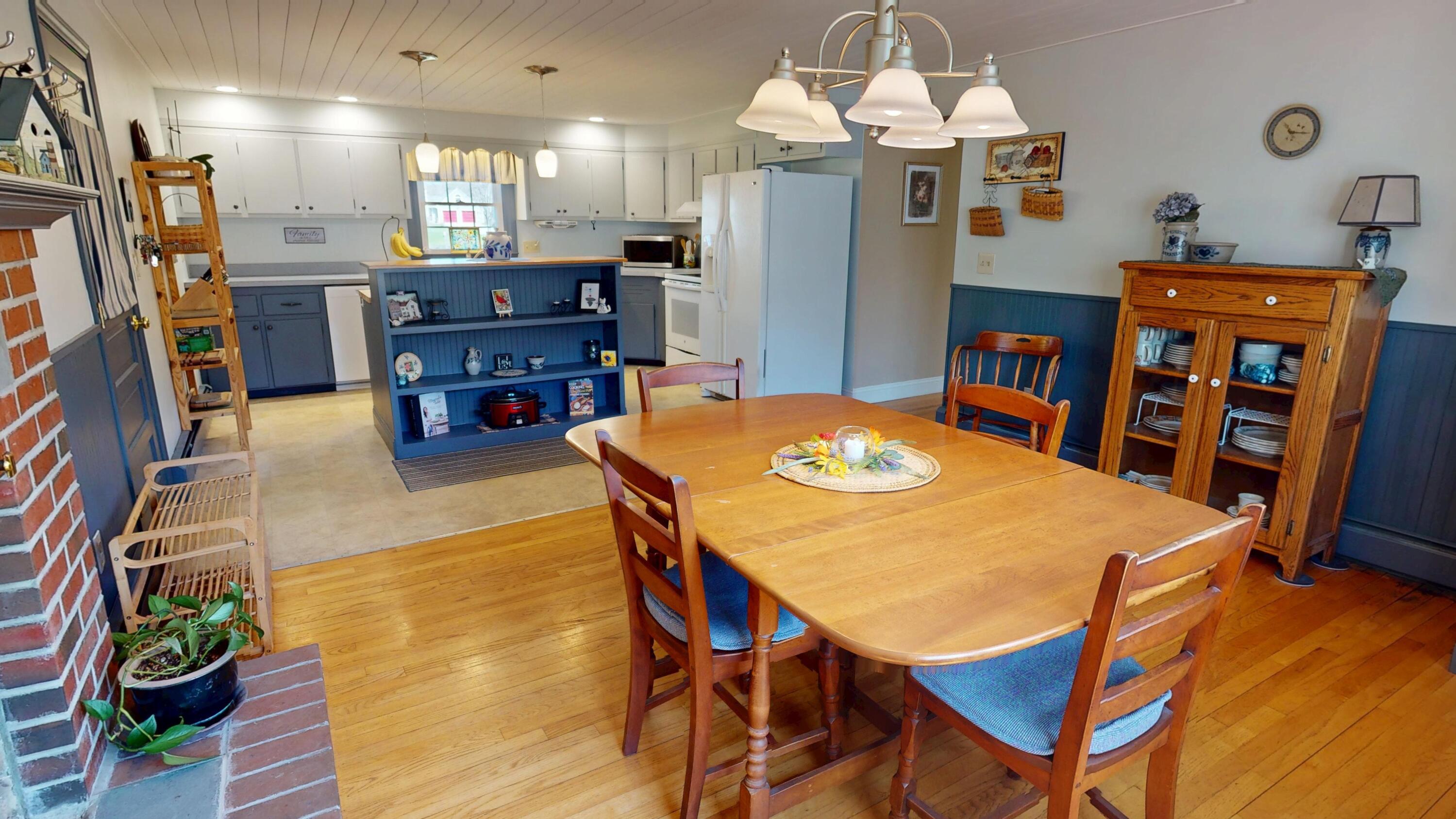 18 Sunset Drive Orono ME 04473