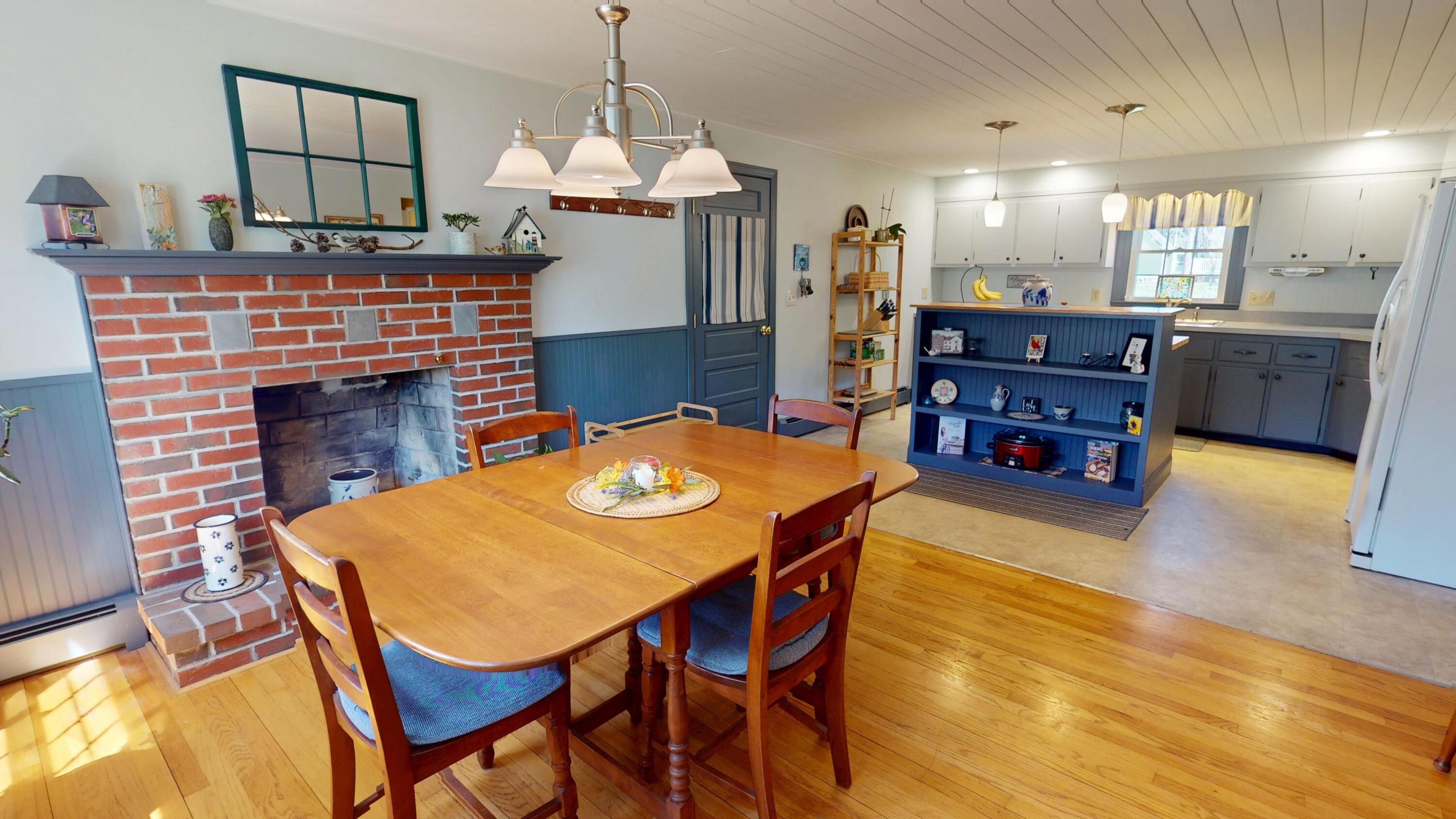 18 Sunset Drive Orono ME 04473