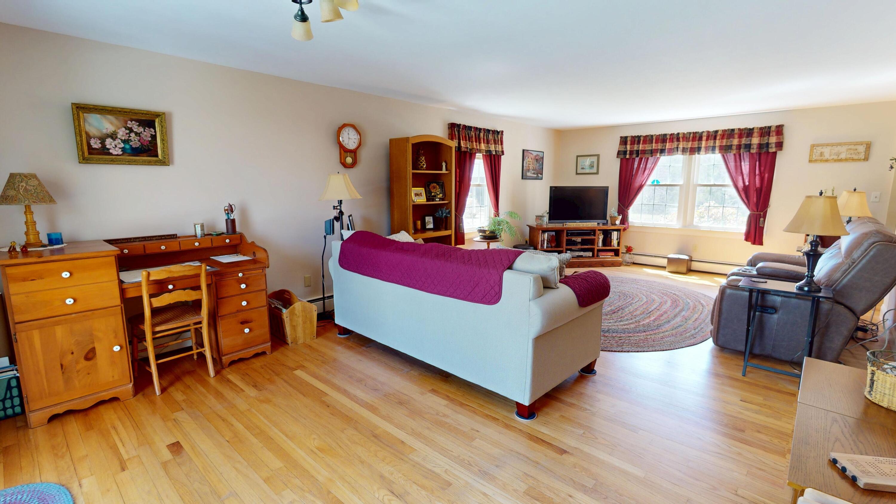 18 Sunset Drive Orono ME 04473