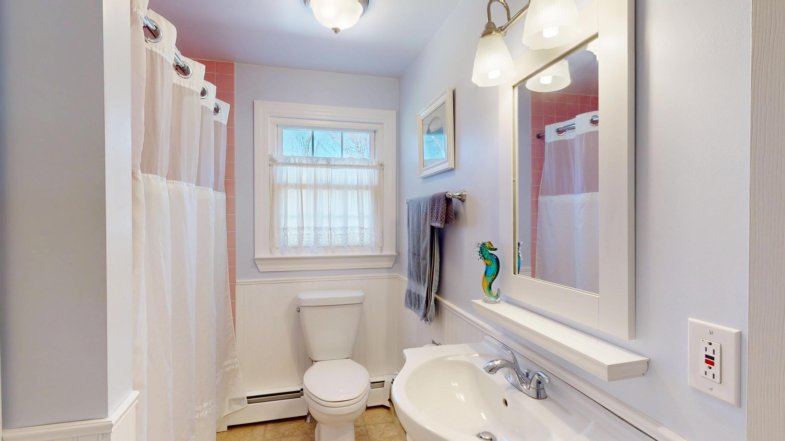 18 Sunset Drive Orono ME 04473