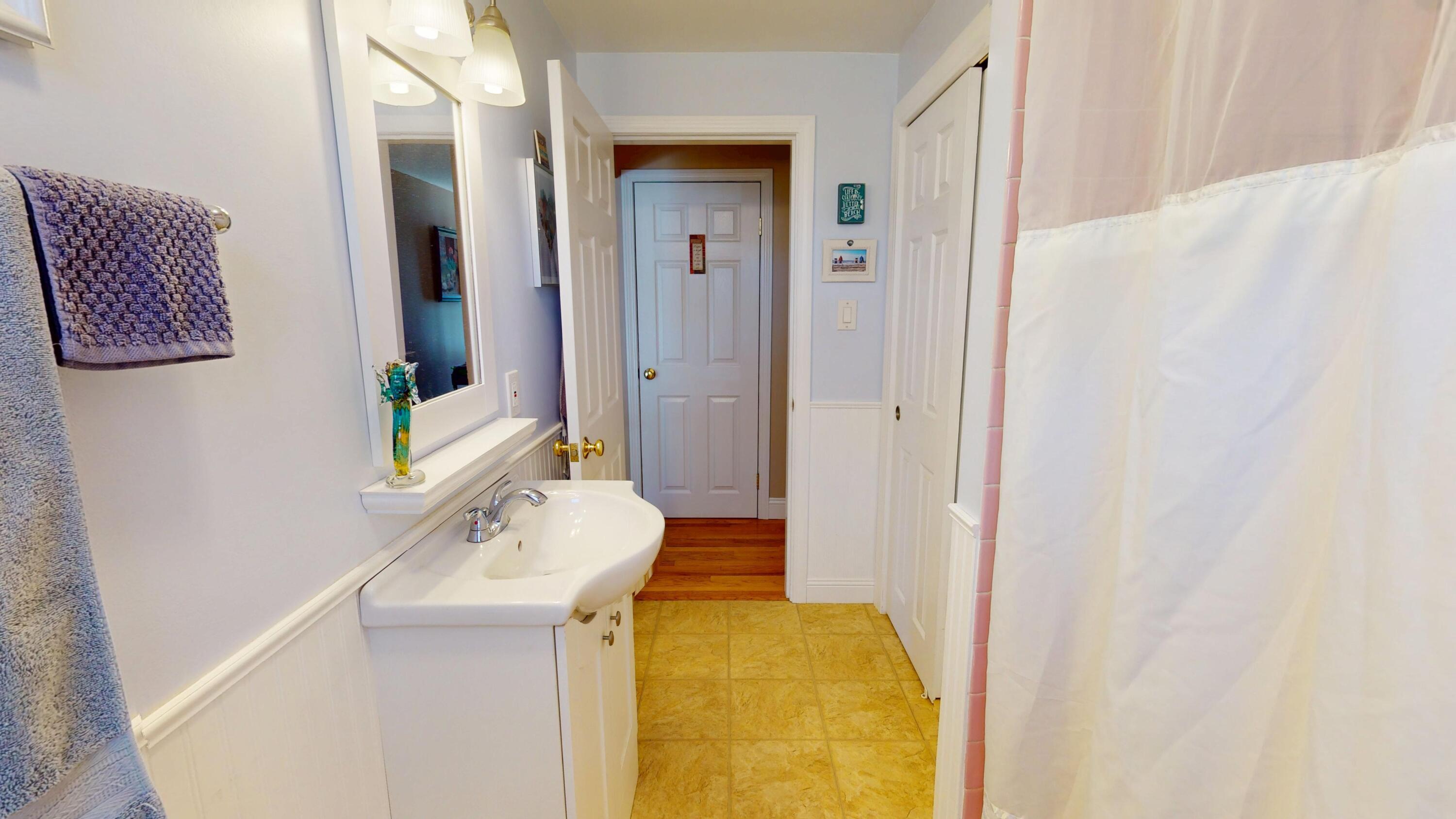 18 Sunset Drive Orono ME 04473