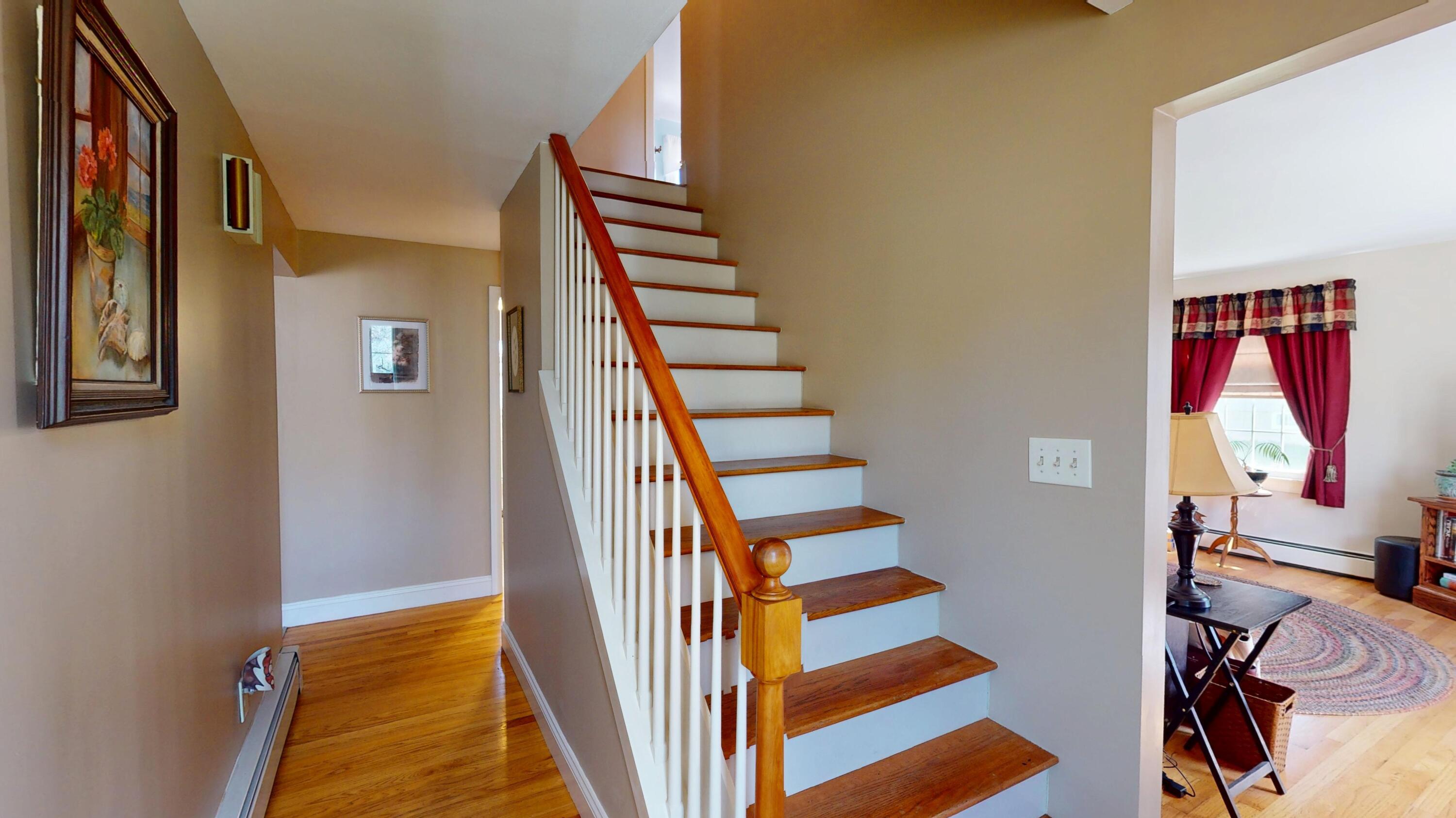 18 Sunset Drive Orono ME 04473