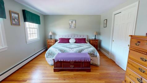 18 Sunset Drive Orono ME 04473