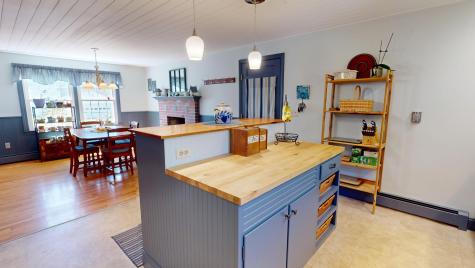 18 Sunset Drive Orono ME 04473