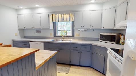 18 Sunset Drive Orono ME 04473
