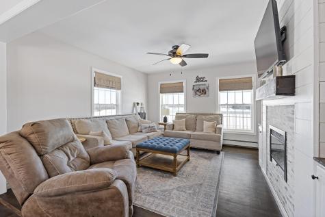 24 Rosart Lane West Gardiner ME 04345