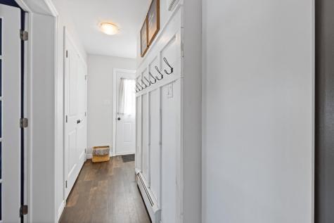 24 Rosart Lane West Gardiner ME 04345