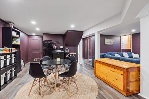 24 Rosart Lane West Gardiner ME 04345