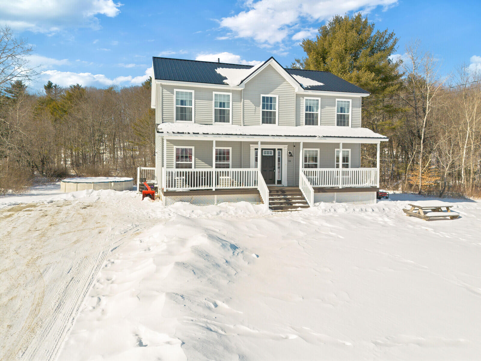 24 Rosart Lane West Gardiner ME 04345