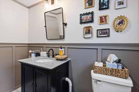 24 Rosart Lane West Gardiner ME 04345