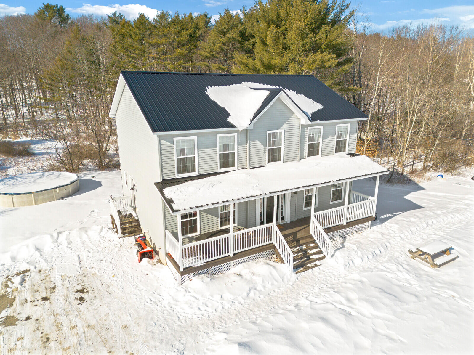 24 Rosart Lane West Gardiner ME 04345