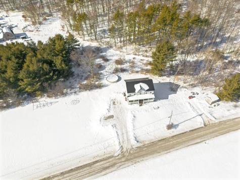 24 Rosart Lane West Gardiner ME 04345