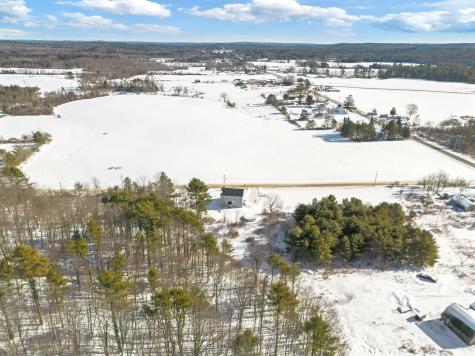 24 Rosart Lane West Gardiner ME 04345