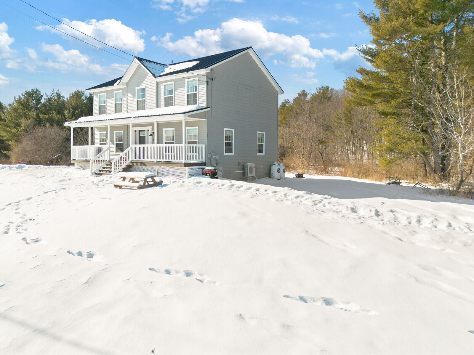 24 Rosart Lane West Gardiner ME 04345