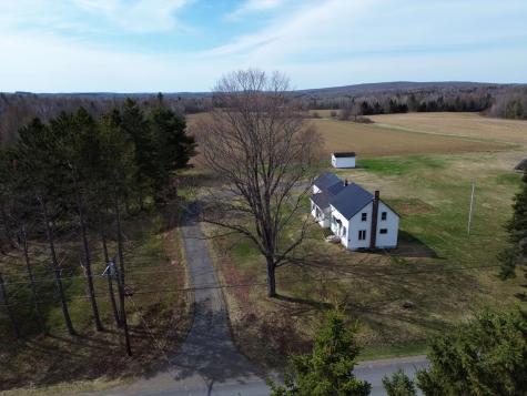 206 E Plantation Road Blaine ME 04734