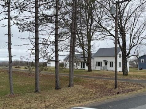 206 E Plantation Road Blaine ME 04734