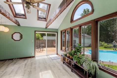 77 Mcclellan Drive Glenburn ME 04401