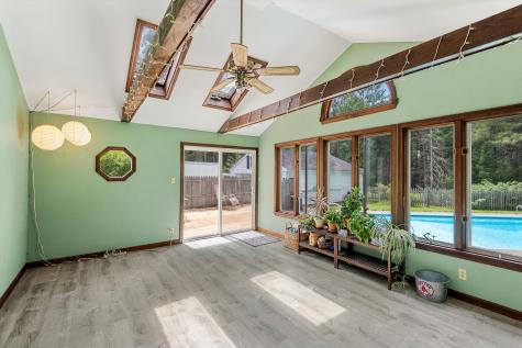 77 Mcclellan Drive Glenburn ME 04401