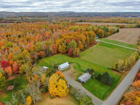 26 Melody Lane Saint Albans ME 04971