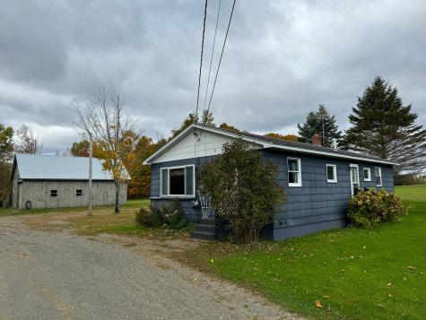 26 Melody Lane Saint Albans ME 04971