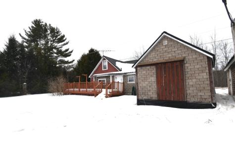 129 Palmer Road Newport ME 04953