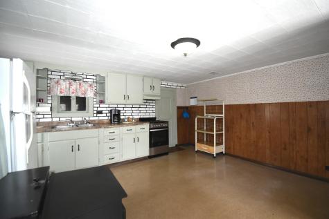 129 Palmer Road Newport ME 04953