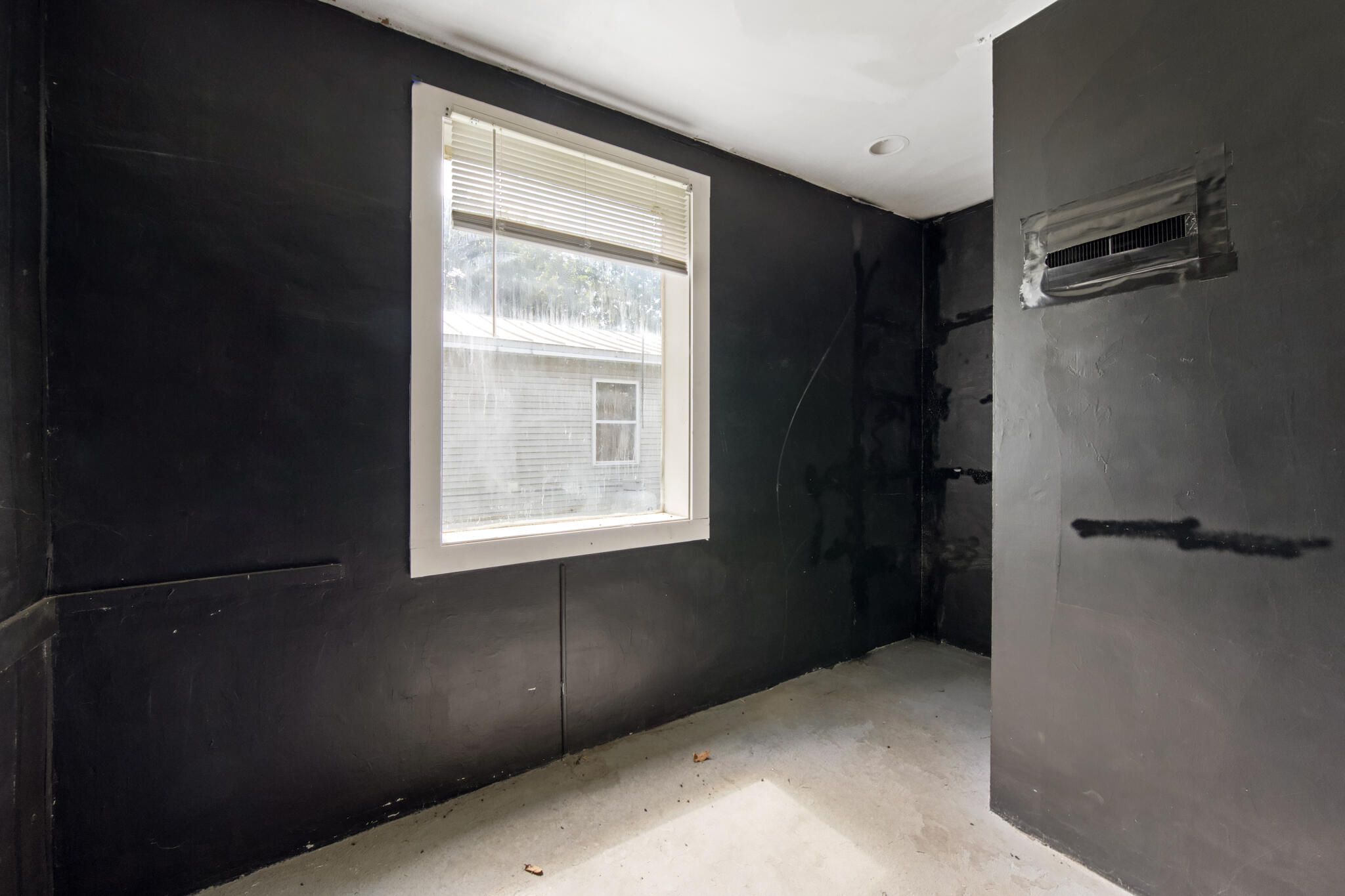 47 Bray Avenue Fairfield ME 04937