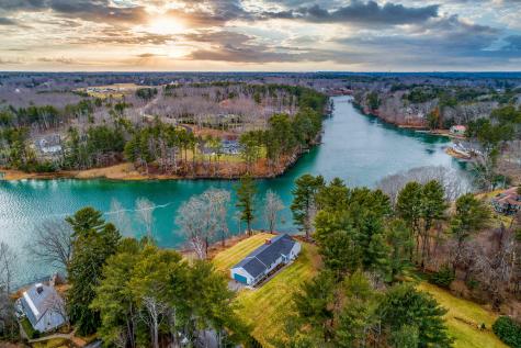 31 Riverbend Road York ME 03909