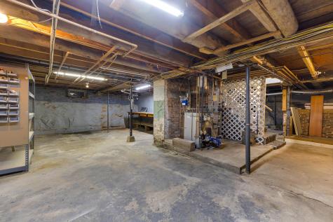 237 Pleasant Street Lewiston ME 04240