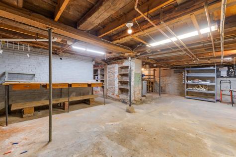 237 Pleasant Street Lewiston ME 04240