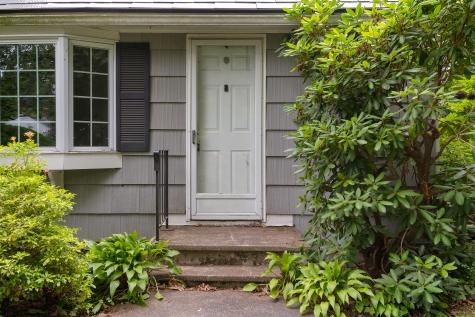 237 Pleasant Street Lewiston ME 04240
