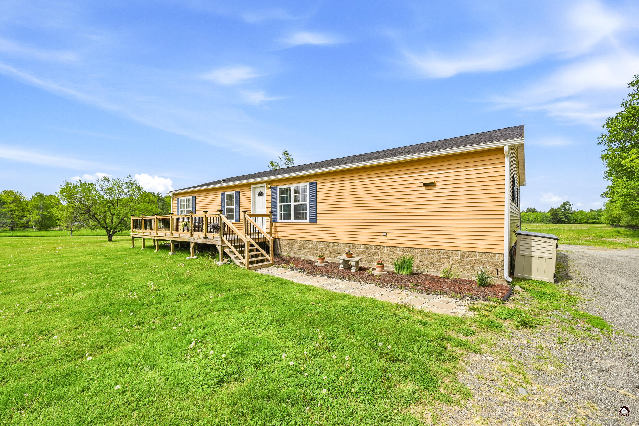 18 Ginger Place Sidney ME 04330