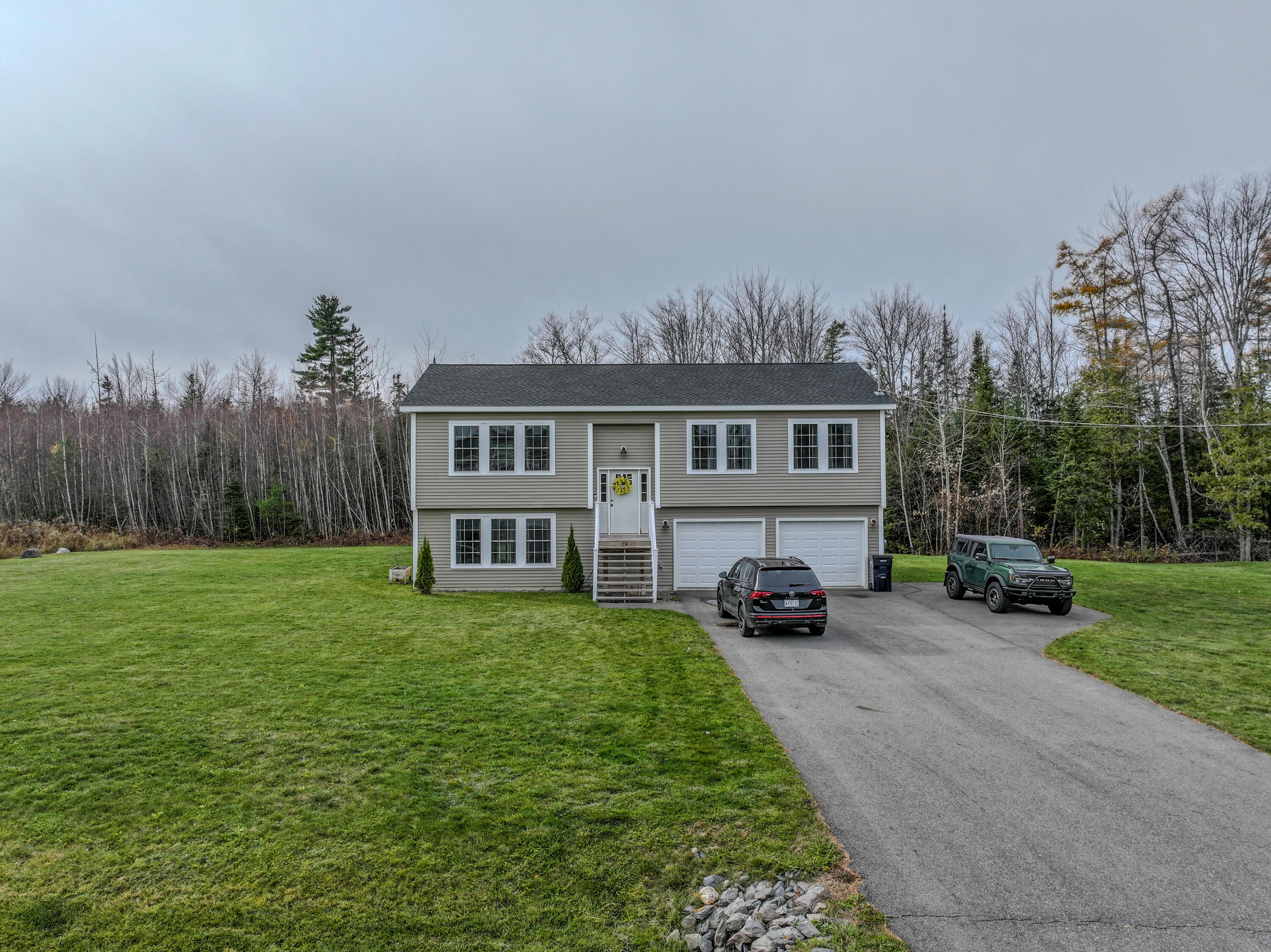 19 Magnolia Hill Road Bangor ME 04401