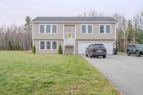 19 Magnolia Hill Road Bangor ME 04401