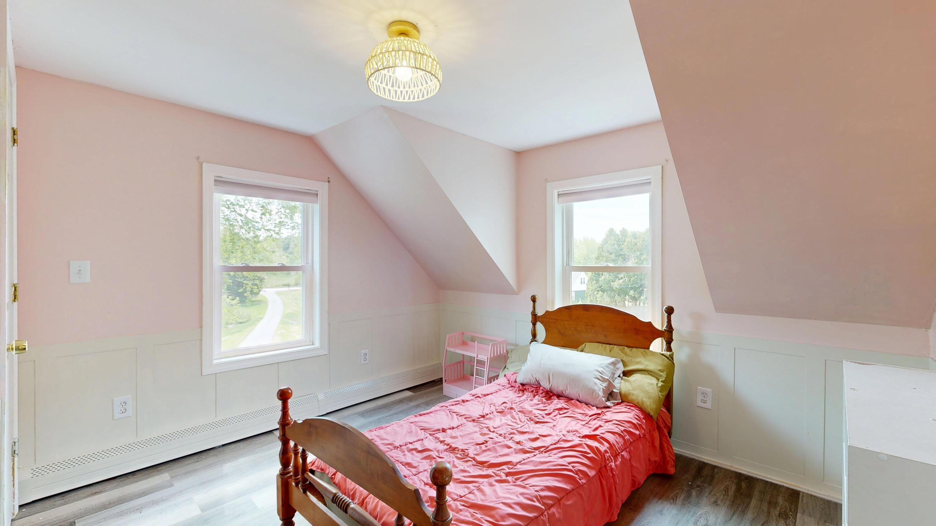 136 Hogan Road Lewiston ME 04240