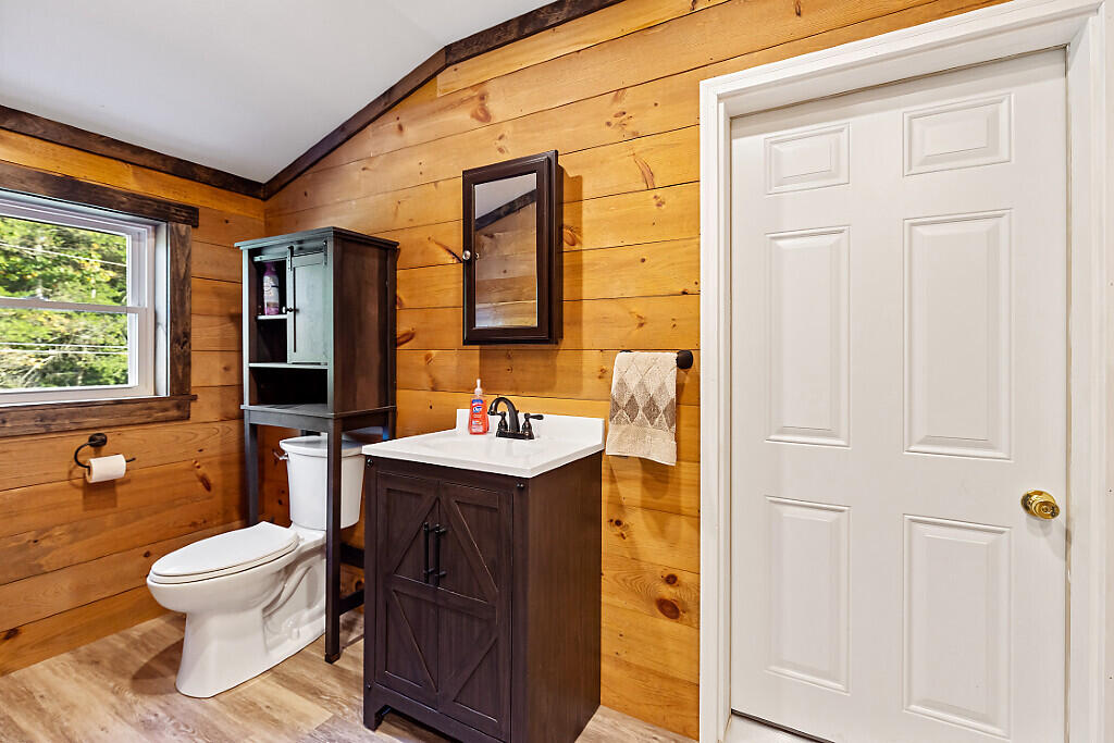 17 Bean Road Montville ME 04941