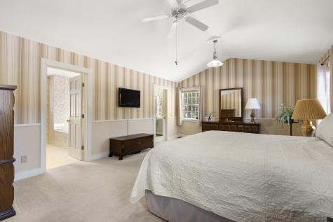 25 Stoneybrook Lane Bristol ME 04539