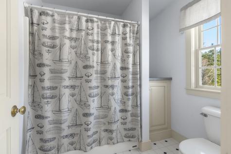 25 Stoneybrook Lane Bristol ME 04539