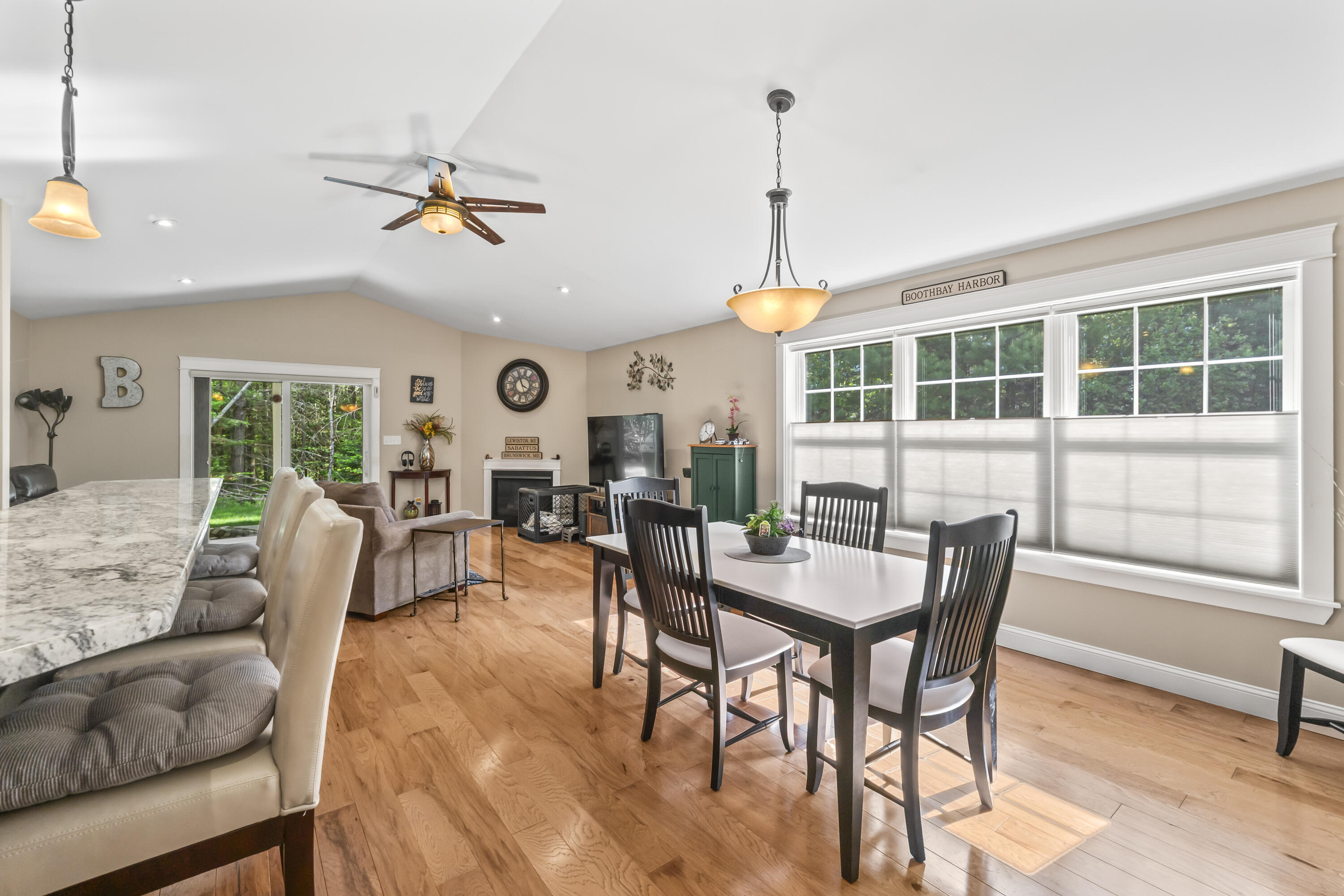 8 Macintosh Lane Lewiston ME 04240