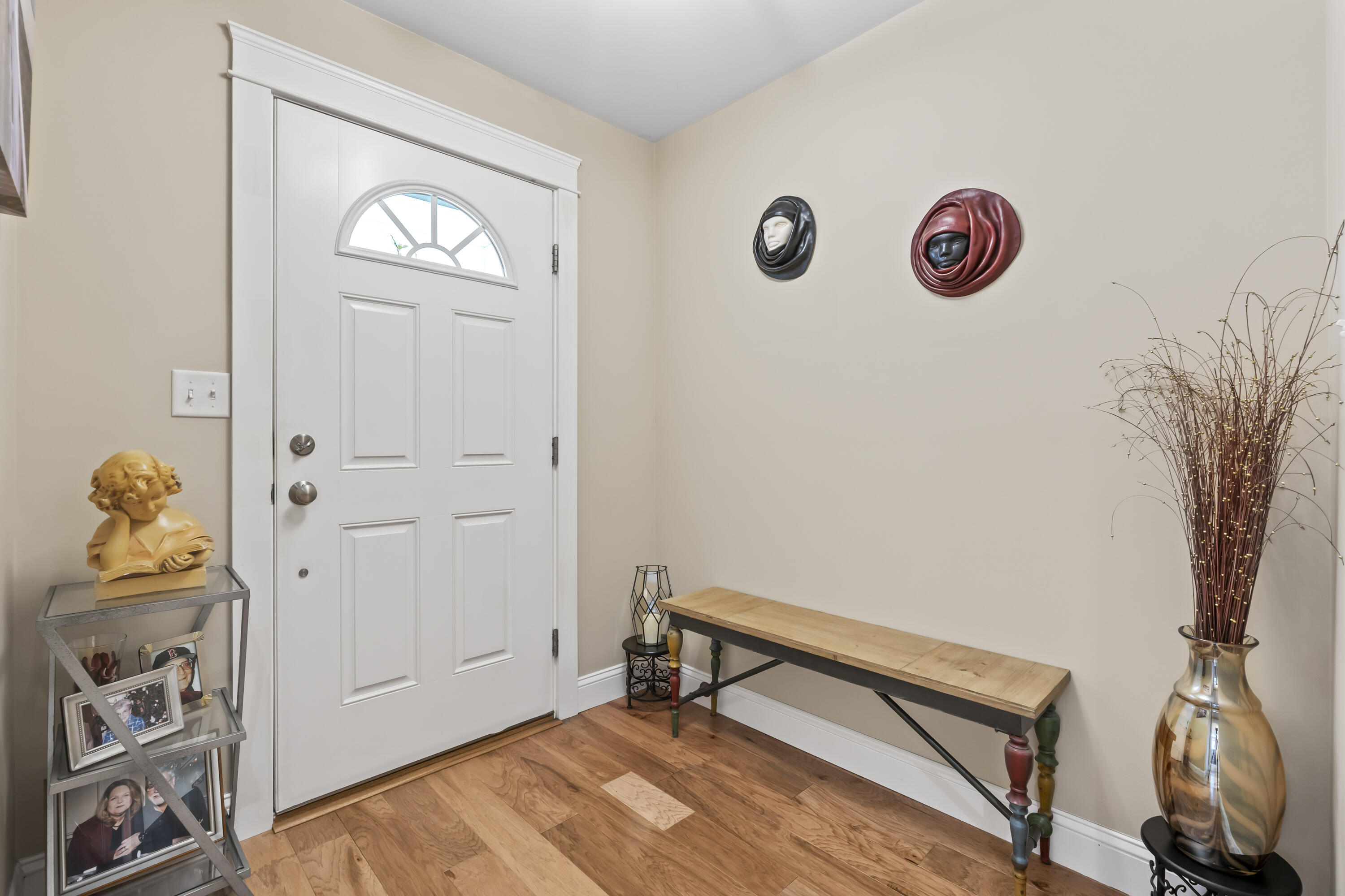 8 Macintosh Lane Lewiston ME 04240