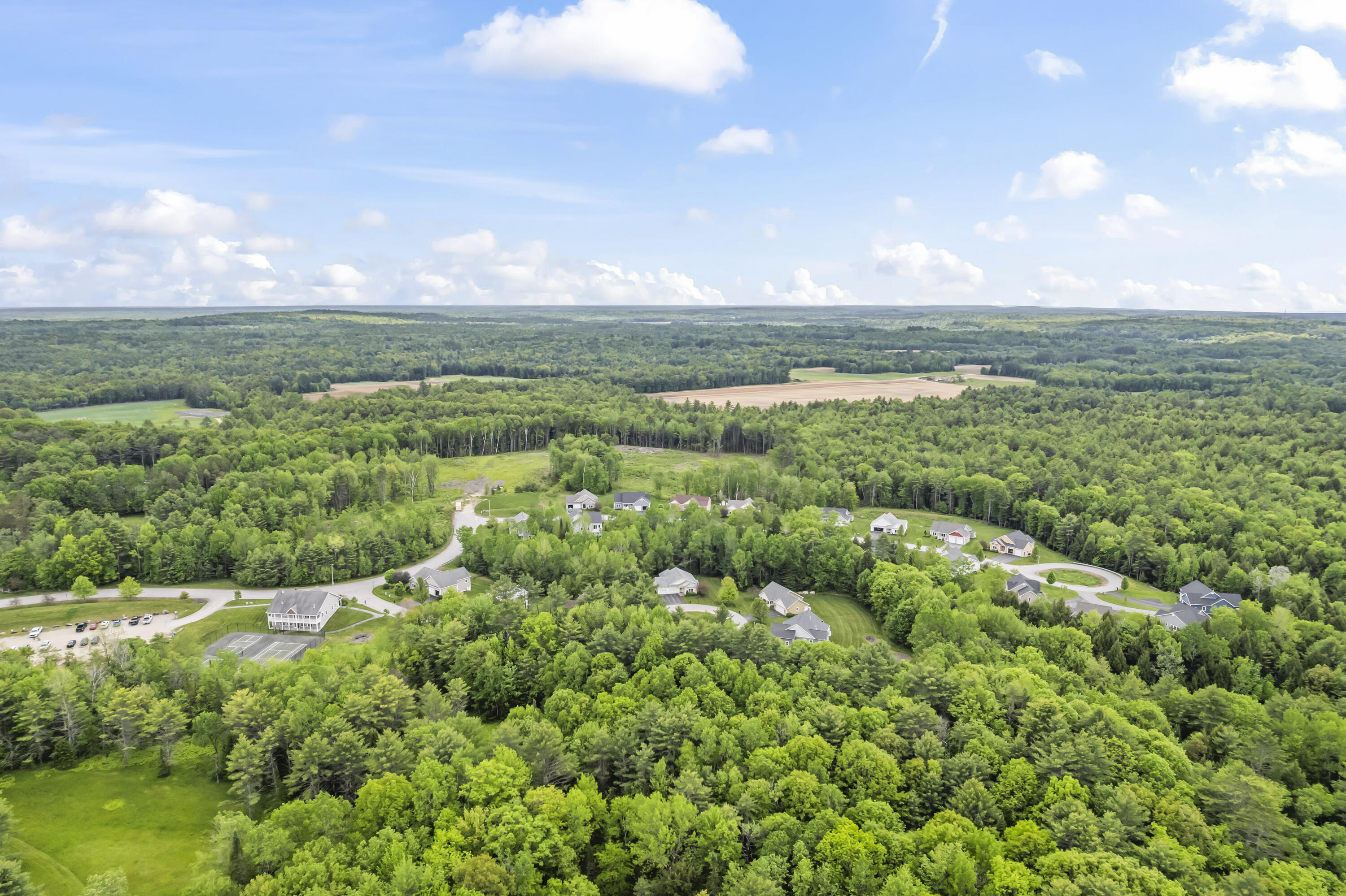 8 Macintosh Lane Lewiston ME 04240