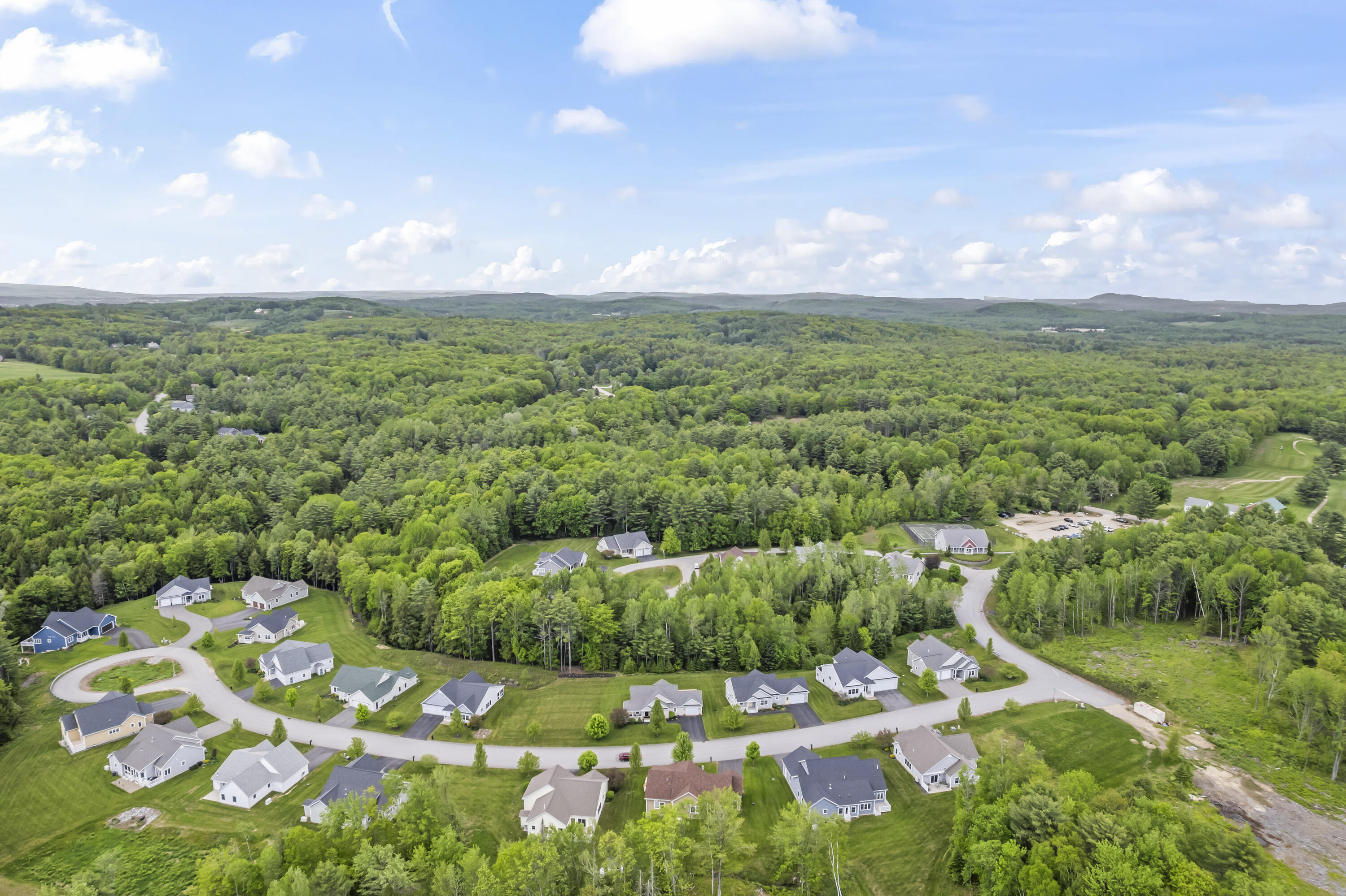 8 Macintosh Lane Lewiston ME 04240