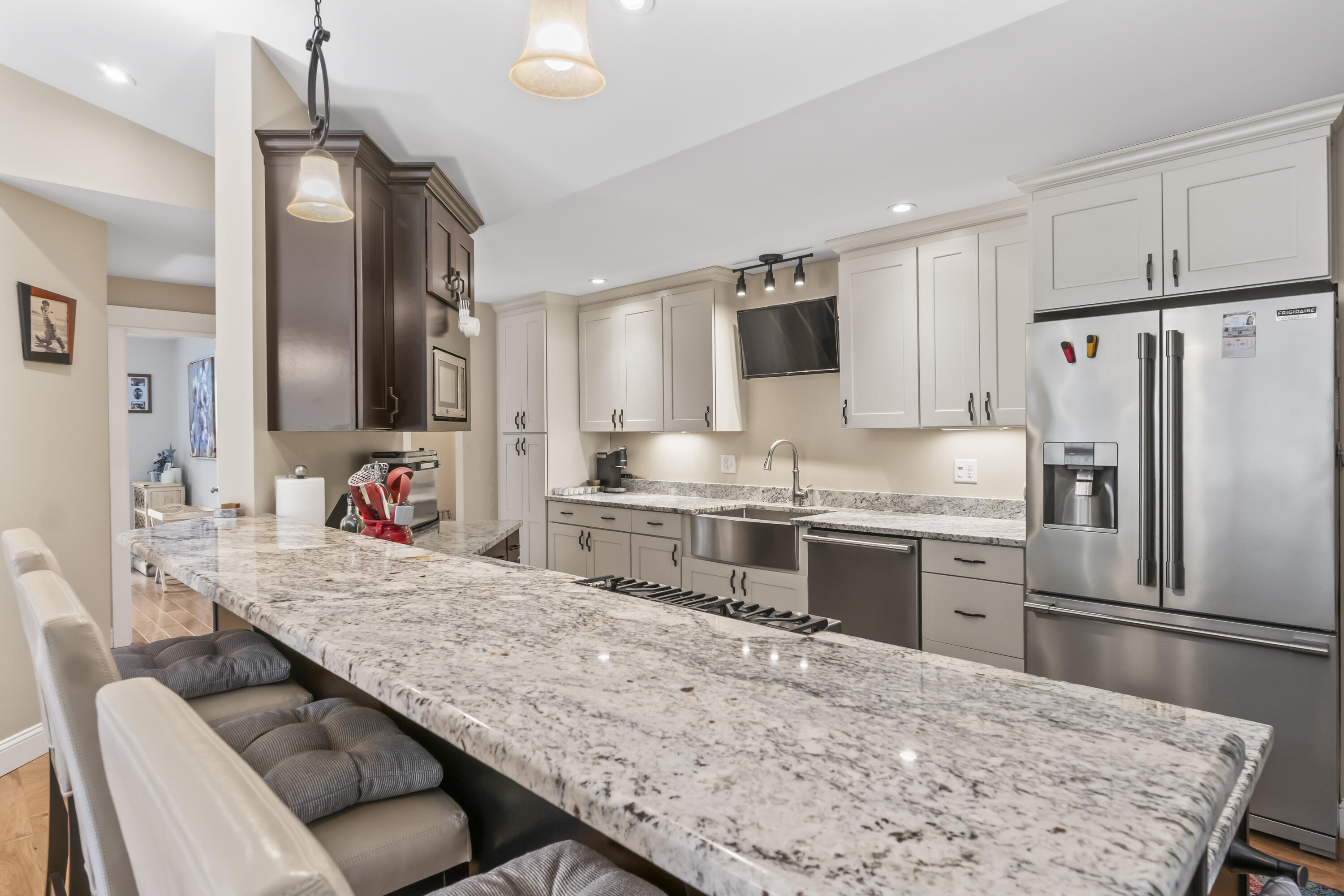 8 Macintosh Lane Lewiston ME 04240