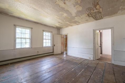 14 Union Street Wiscasset ME 04578