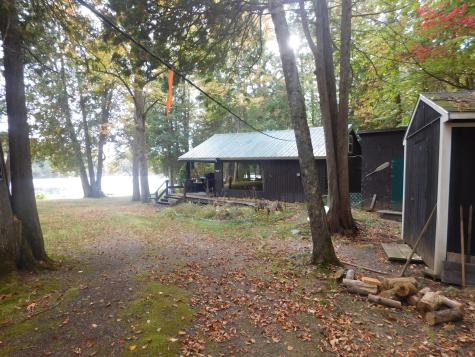 31 Swan Lane Dexter ME 04930